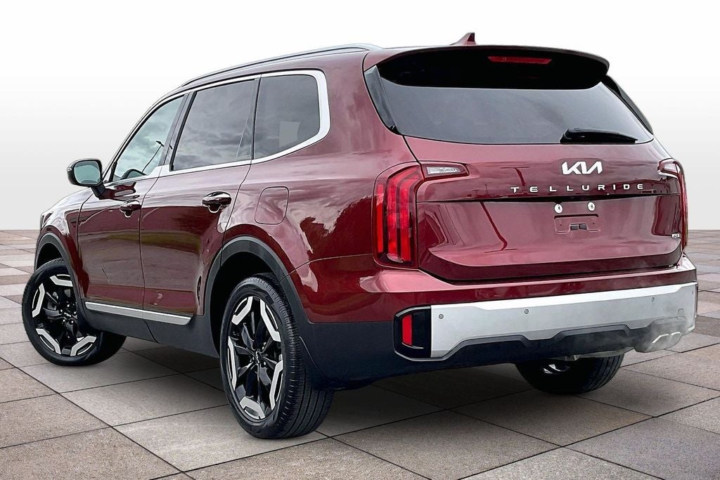 2023 Kia Telluride S w/Sunroof