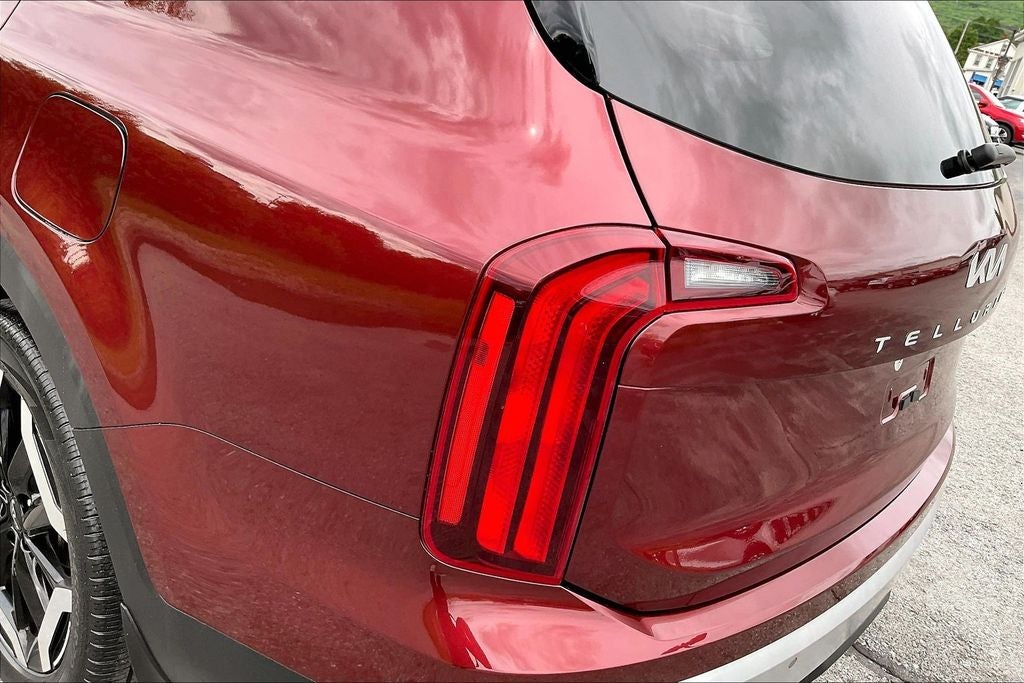 2023 Kia Telluride S w/Sunroof