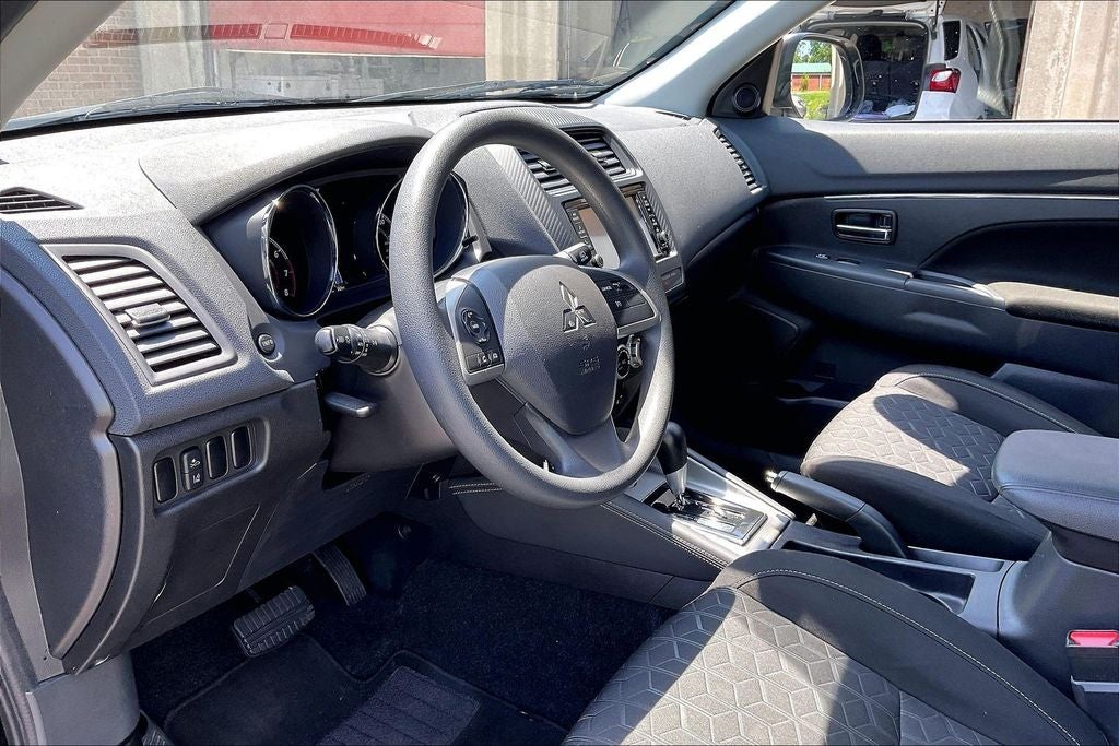 2022 Mitsubishi Outlander Sport 2.0 ES