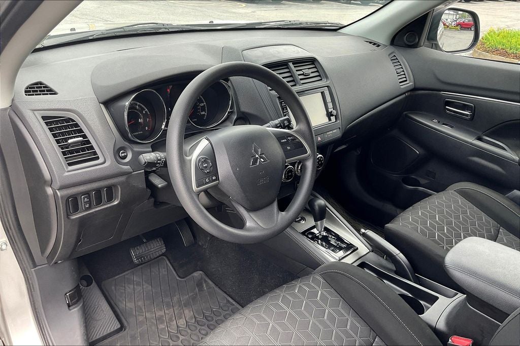 2023 Mitsubishi Outlander Sport 2.0 ES