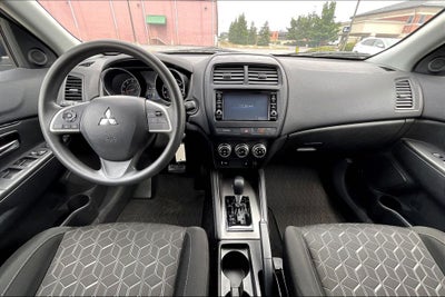 2023 Mitsubishi Outlander Sport 2.0 ES