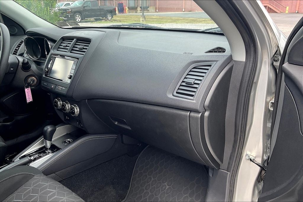 2023 Mitsubishi Outlander Sport 2.0 ES