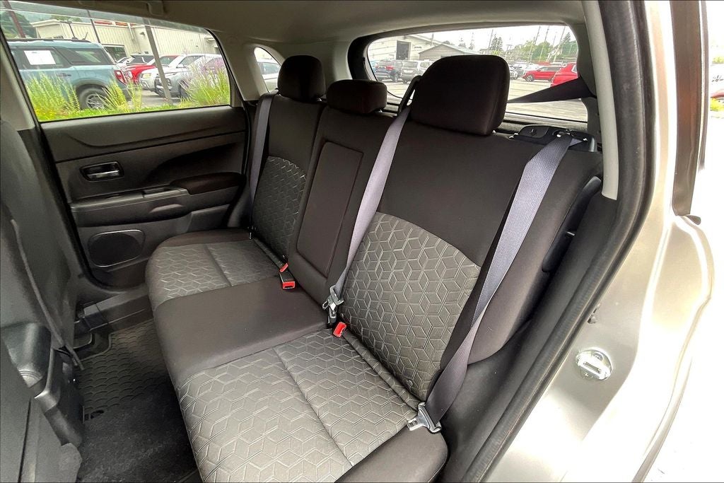 2023 Mitsubishi Outlander Sport 2.0 ES