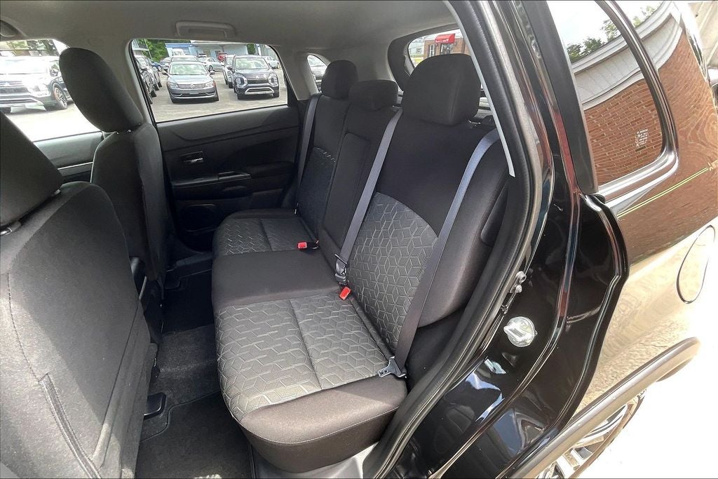2024 Mitsubishi Outlander Sport 2.0 ES