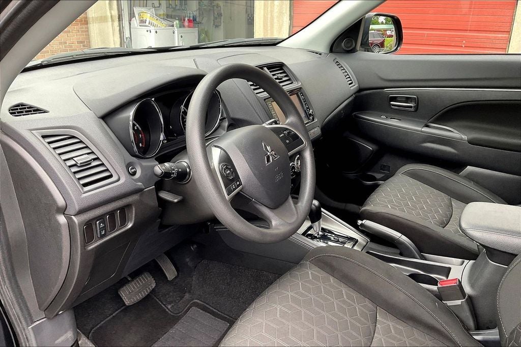2024 Mitsubishi Outlander Sport 2.0 ES