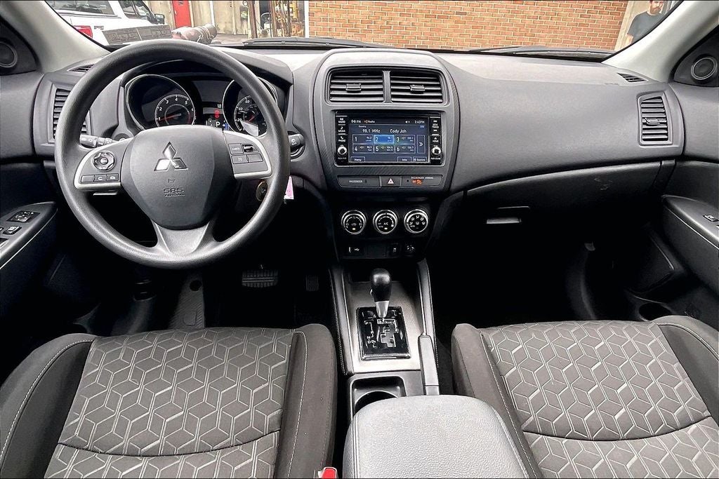 2024 Mitsubishi Outlander Sport 2.0 ES