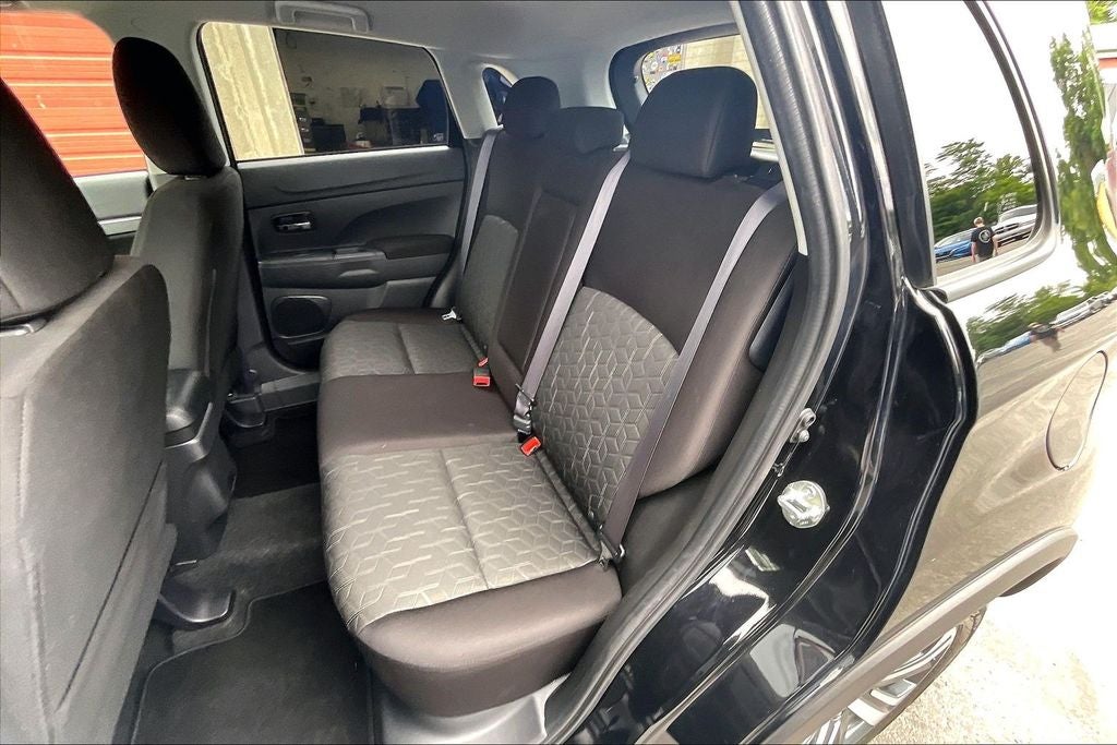 2024 Mitsubishi Outlander Sport 2.0 ES