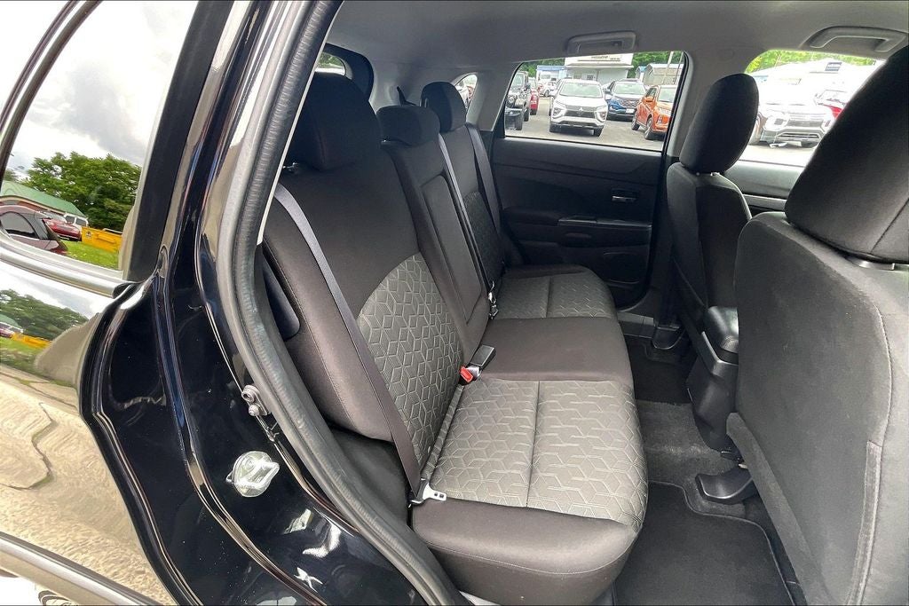 2024 Mitsubishi Outlander Sport 2.0 ES