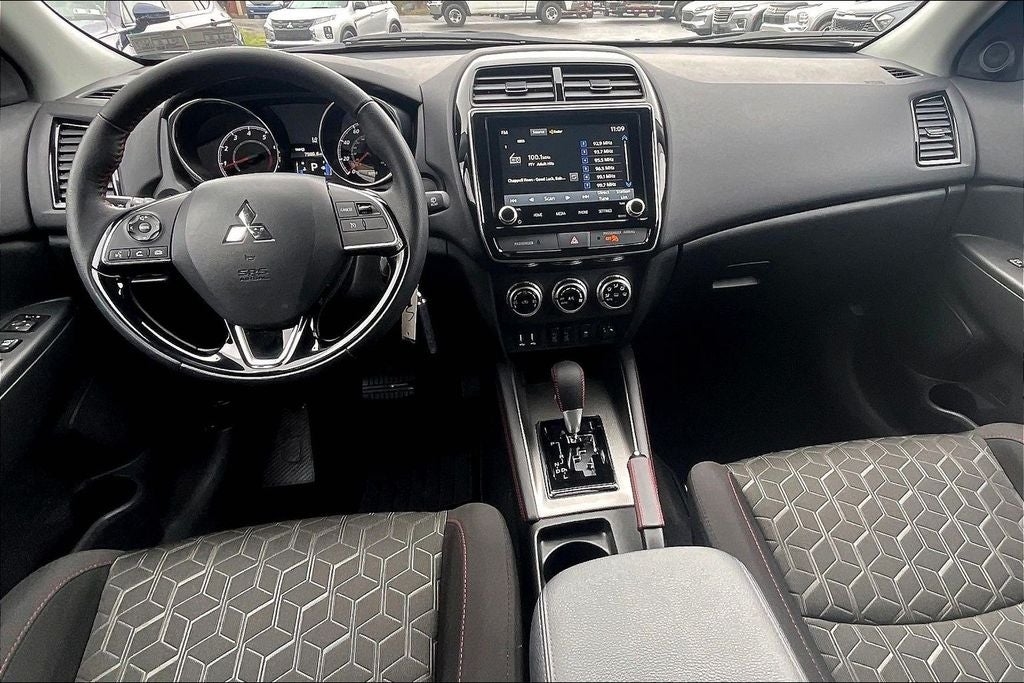 2024 Mitsubishi Outlander Sport 2.0 LE