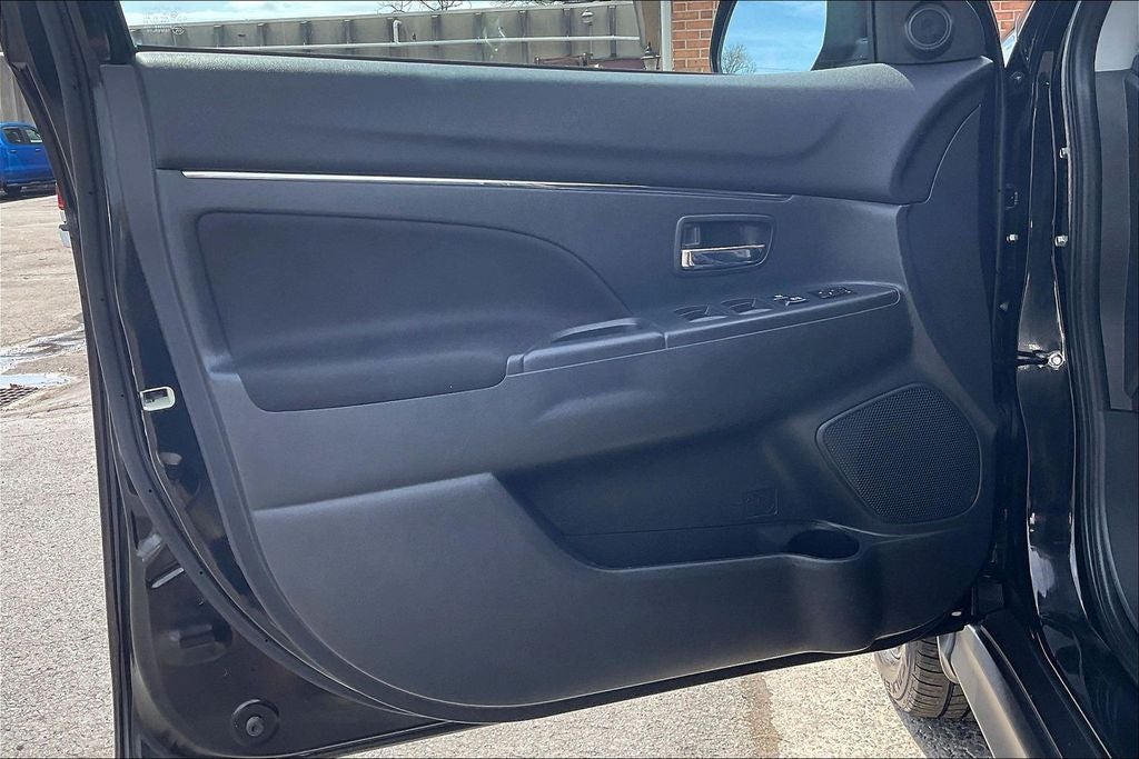 2023 Mitsubishi Outlander Sport 2.0 ES