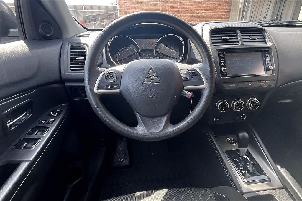 2023 Mitsubishi Outlander Sport 2.0 ES