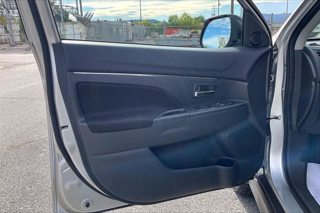 2025 Mitsubishi Outlander Sport 2.0 ES