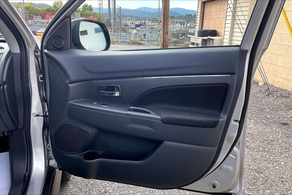 2025 Mitsubishi Outlander Sport 2.0 ES