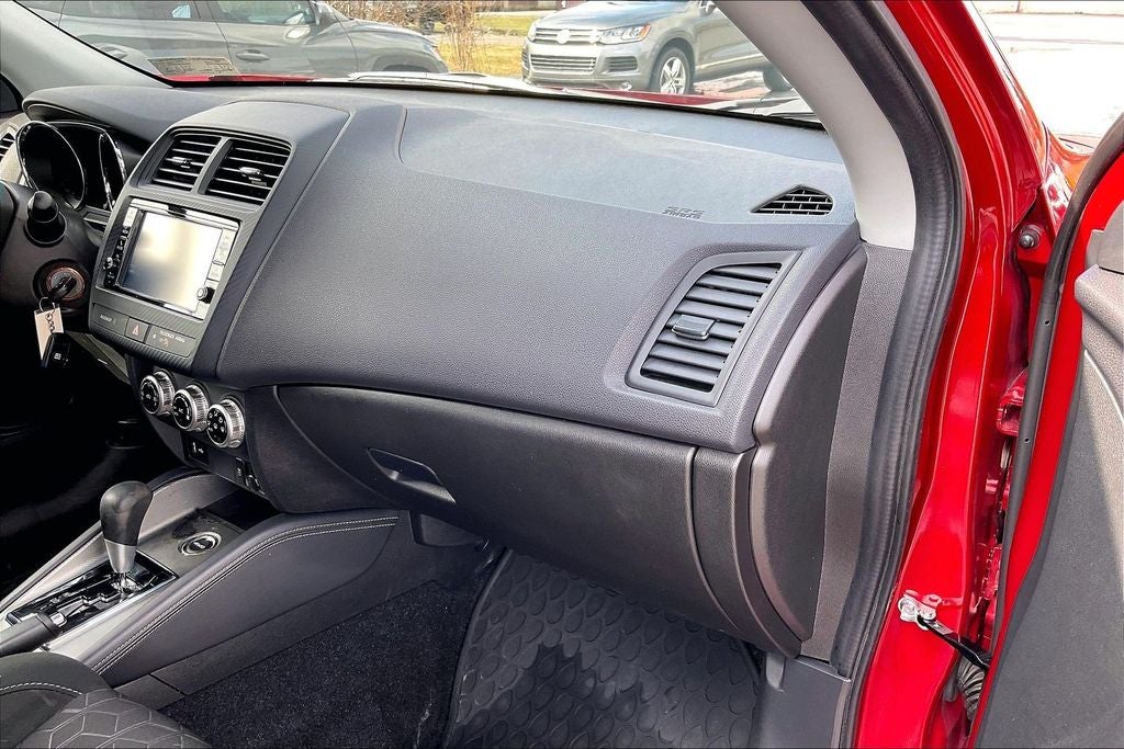 2024 Mitsubishi Outlander Sport 2.0 ES