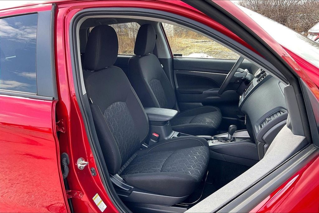 2024 Mitsubishi Outlander Sport 2.0 ES