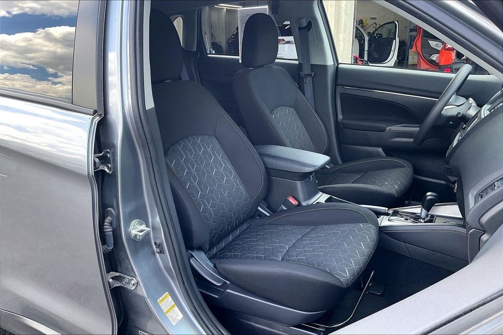 2024 Mitsubishi Outlander Sport 2.0 ES