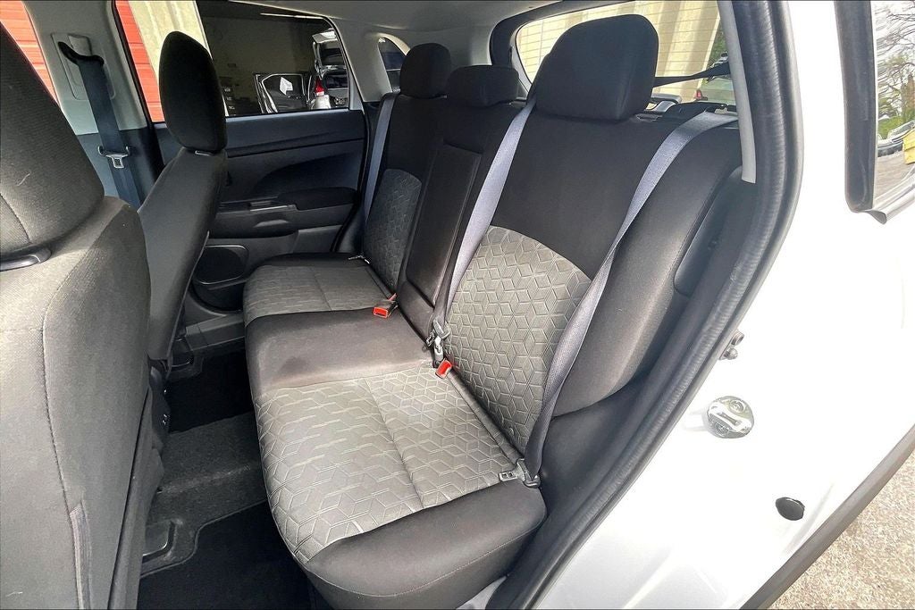 2022 Mitsubishi Outlander Sport 2.0 LE