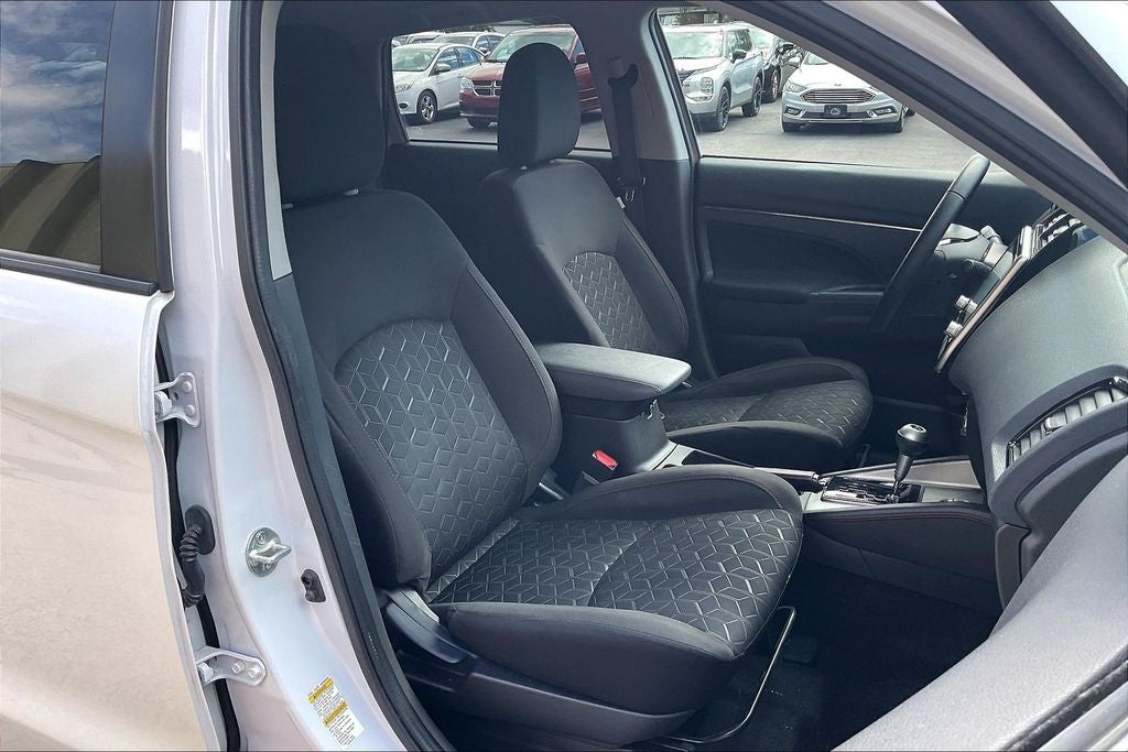 2022 Mitsubishi Outlander Sport 2.0 LE