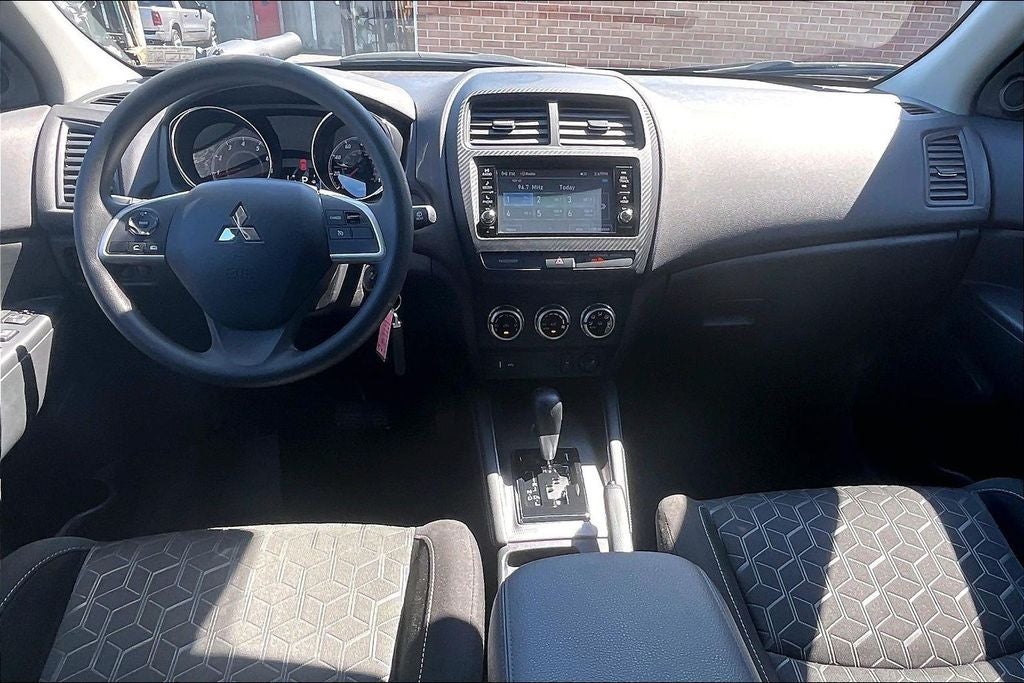 2024 Mitsubishi Outlander Sport 2.0 ES