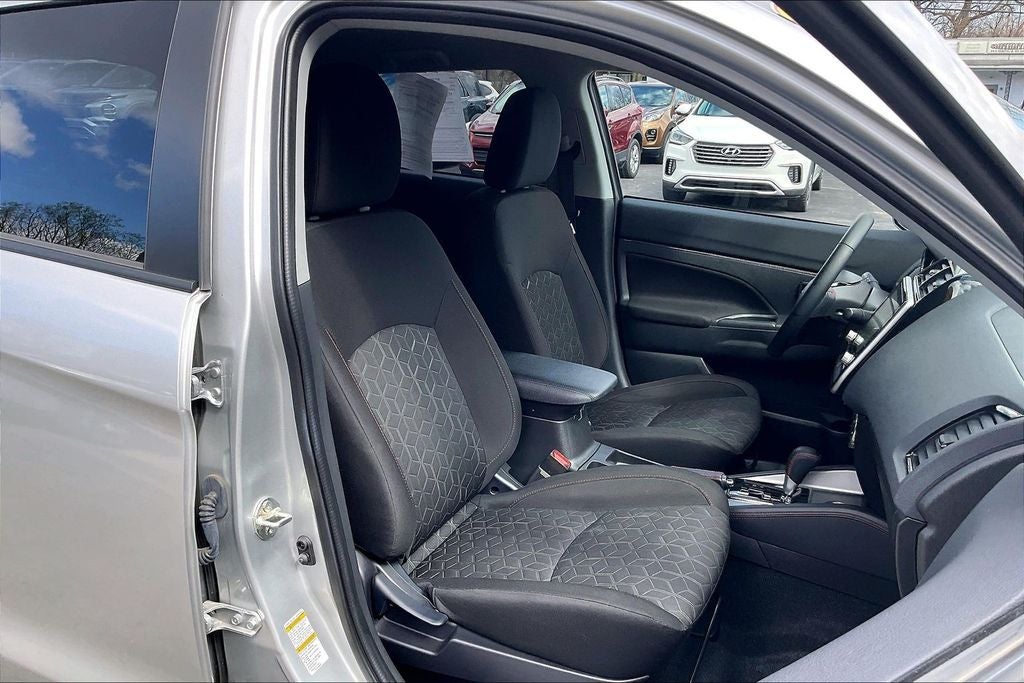 2022 Mitsubishi Outlander Sport 2.0 LE