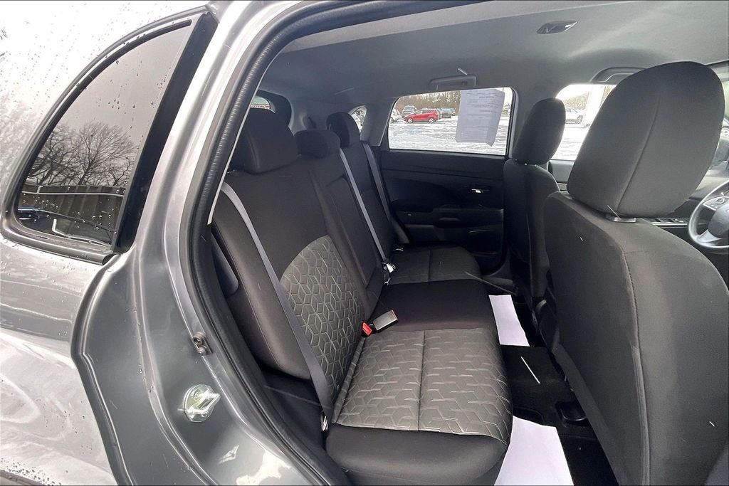 2024 Mitsubishi Outlander Sport 2.0 ES