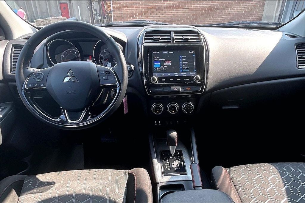 2024 Mitsubishi Outlander Sport 2.0 LE