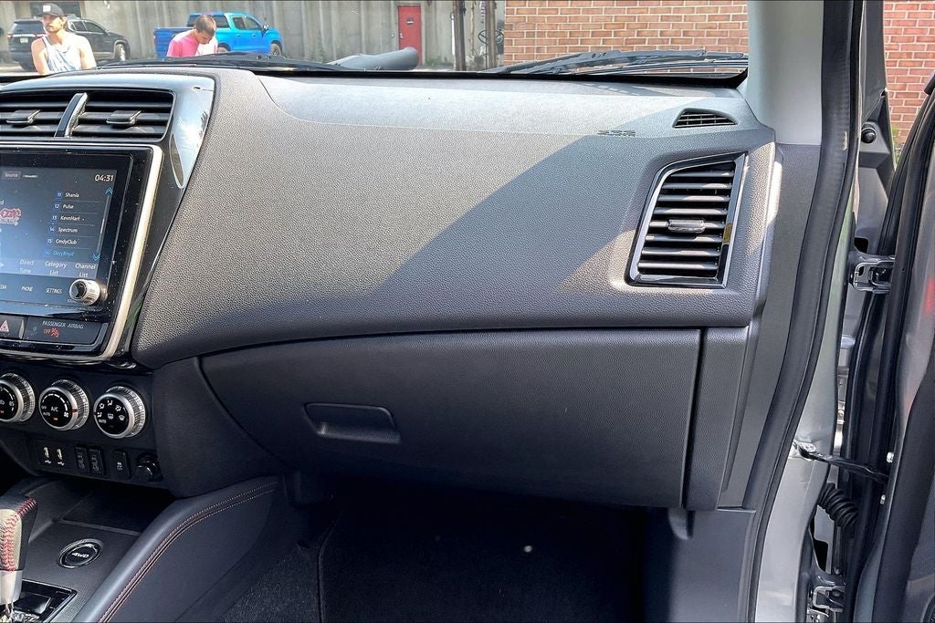 2024 Mitsubishi Outlander Sport 2.0 LE