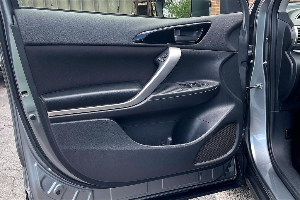2018 Mitsubishi Eclipse Cross LE