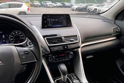 2020 Mitsubishi Eclipse Cross SE