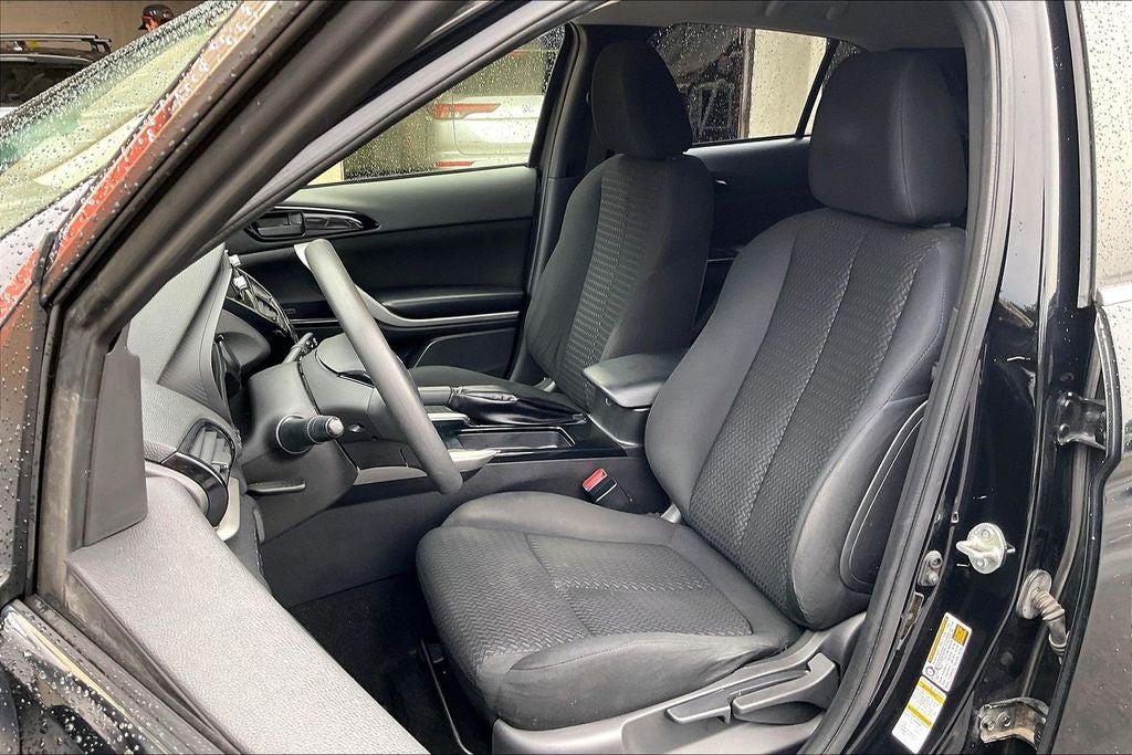 2022 Mitsubishi Eclipse Cross LE