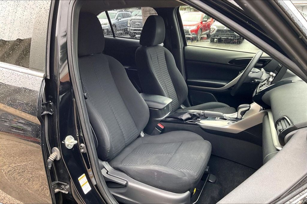 2022 Mitsubishi Eclipse Cross LE