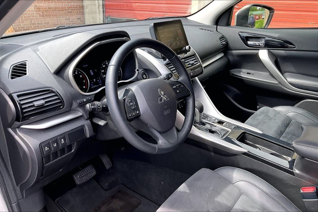 2022 Mitsubishi Eclipse Cross SE