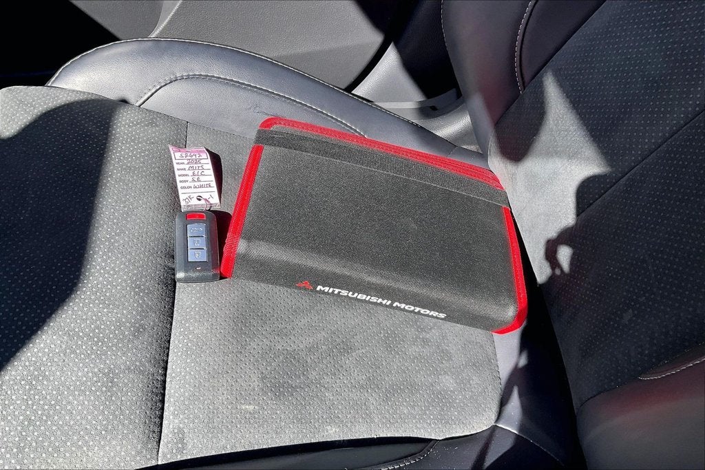 2025 Mitsubishi Eclipse Cross SE