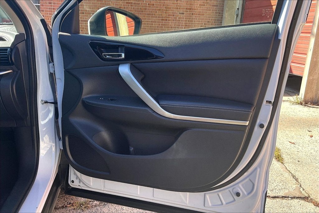 2025 Mitsubishi Eclipse Cross SE