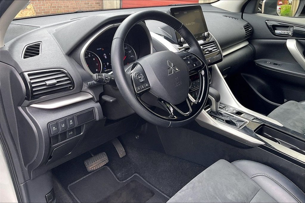 2025 Mitsubishi Eclipse Cross SE