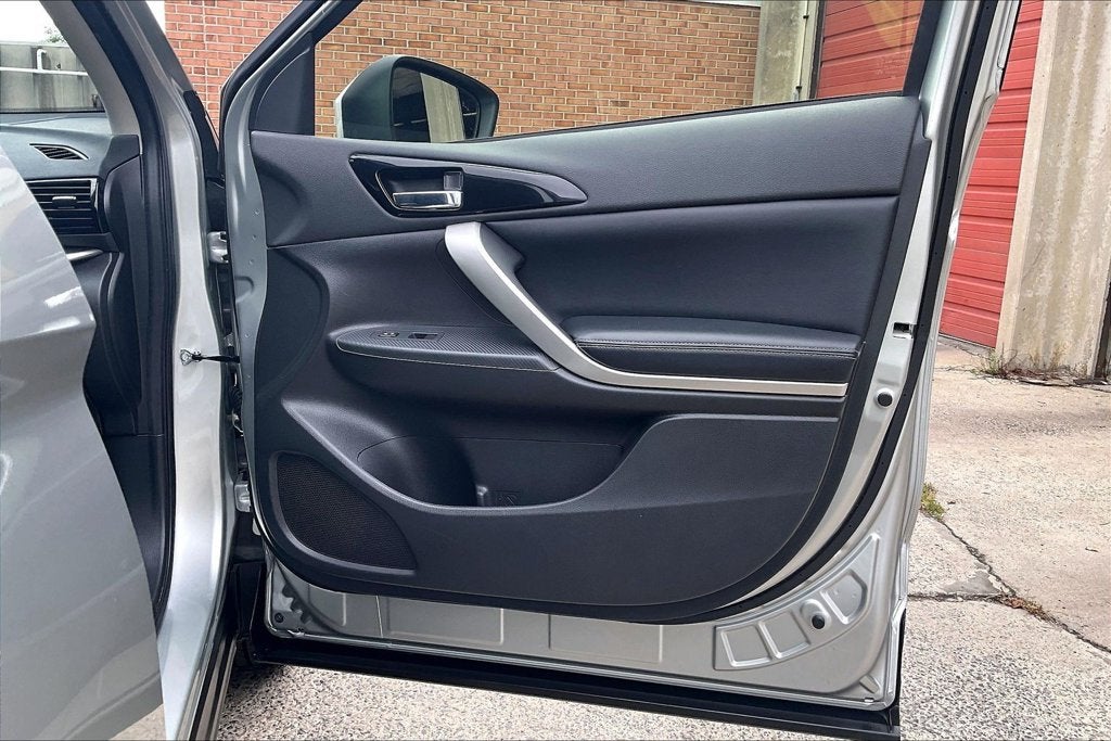 2025 Mitsubishi Eclipse Cross SE
