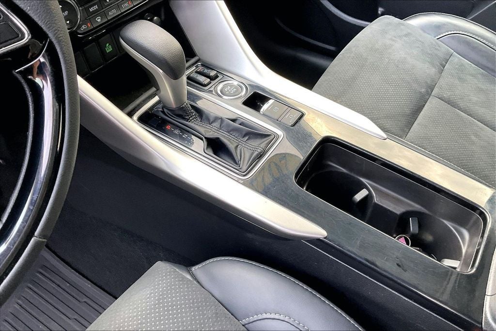 2024 Mitsubishi Eclipse Cross SE