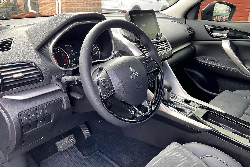 2025 Mitsubishi Eclipse Cross SE w/Pano