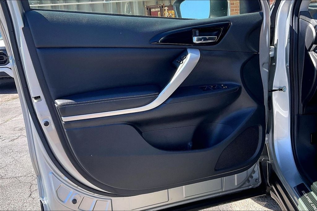 2022 Mitsubishi Eclipse Cross SE