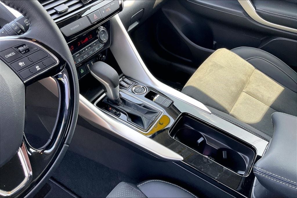 2026 Mitsubishi Eclipse Cross SE