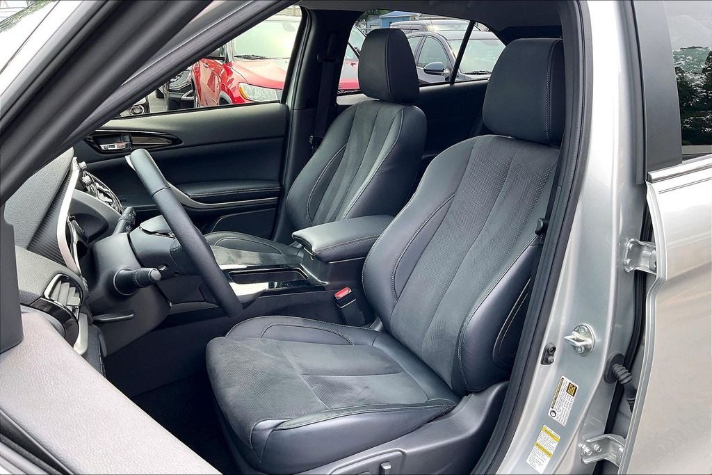 2023 Mitsubishi Eclipse Cross SE w/Pano