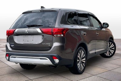 2019 Mitsubishi Outlander SE