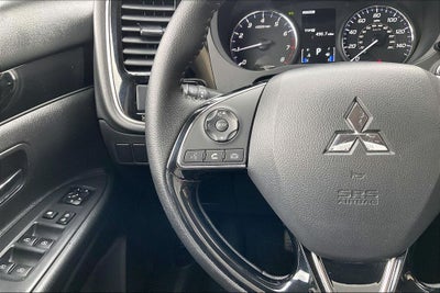 2019 Mitsubishi Outlander SE