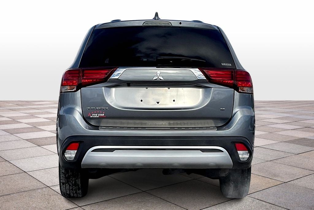 2020 Mitsubishi Outlander SE