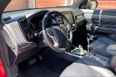 2020 Mitsubishi Outlander PHEV GT
