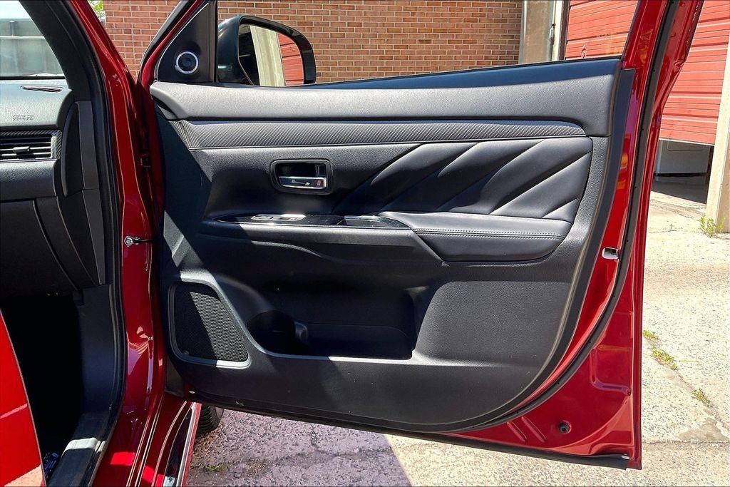 2020 Mitsubishi Outlander PHEV GT