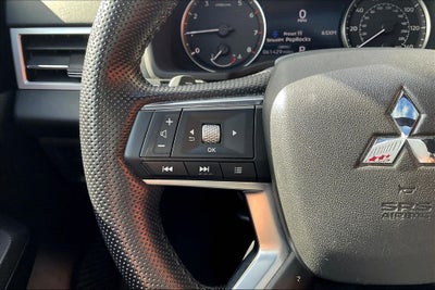 2022 Mitsubishi Outlander Black Edition