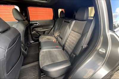 2022 Mitsubishi Outlander Black Edition