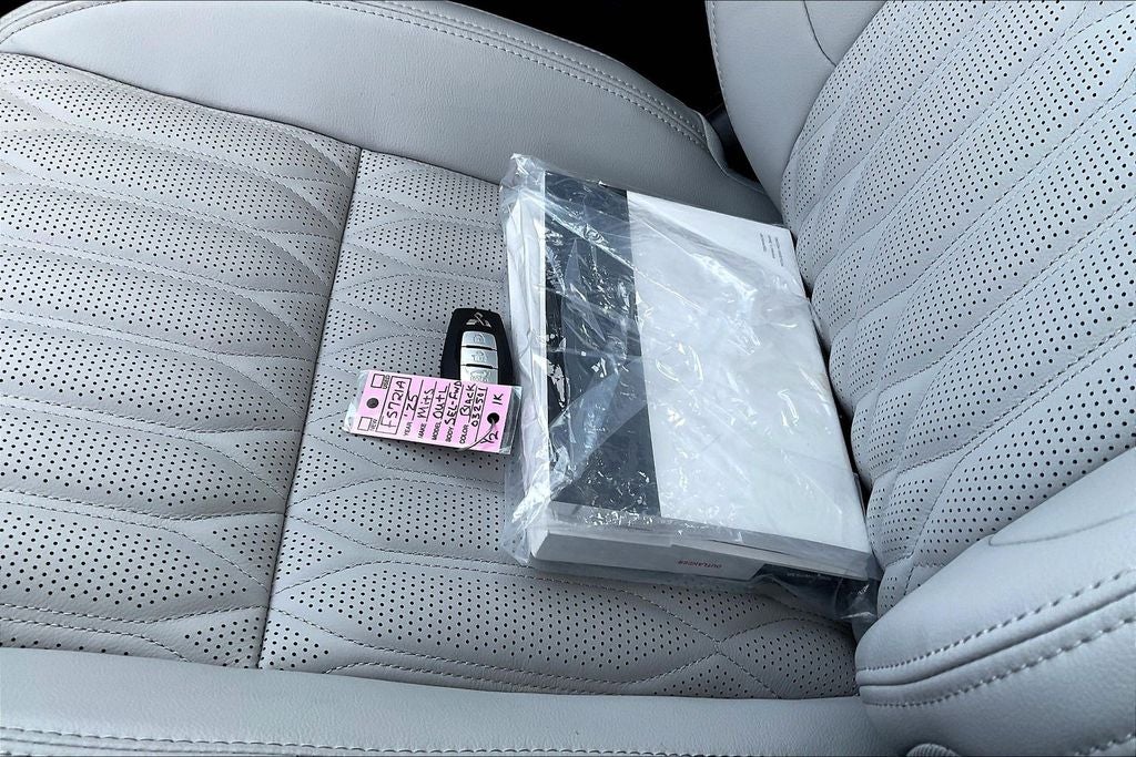 2025 Mitsubishi Outlander SEL