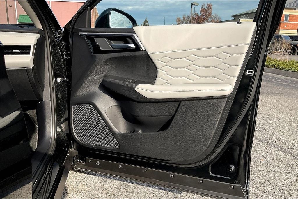 2025 Mitsubishi Outlander SEL